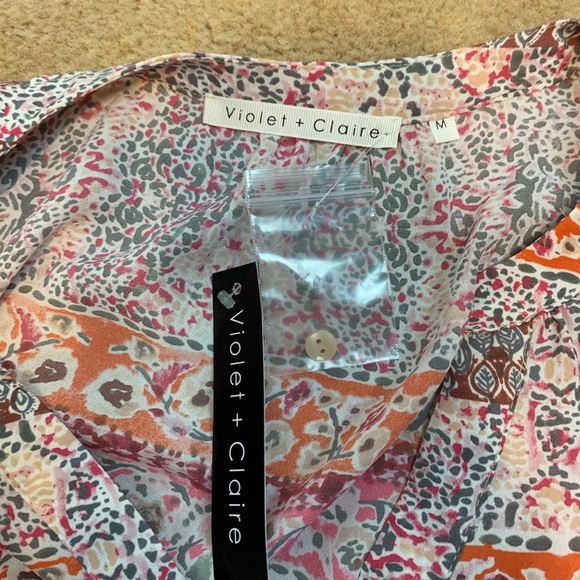 Violet & Claire V Neck Sleeveless Blouse- M - Picture 8 of 9